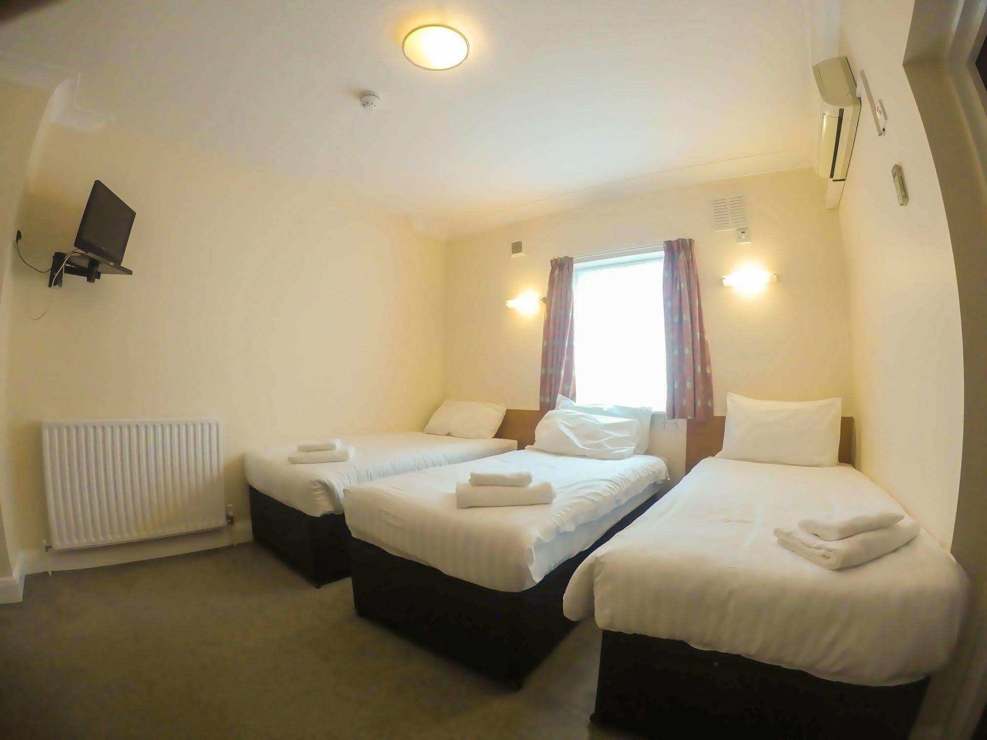 Sk Heathrow Hotel Hayes  Exterior foto